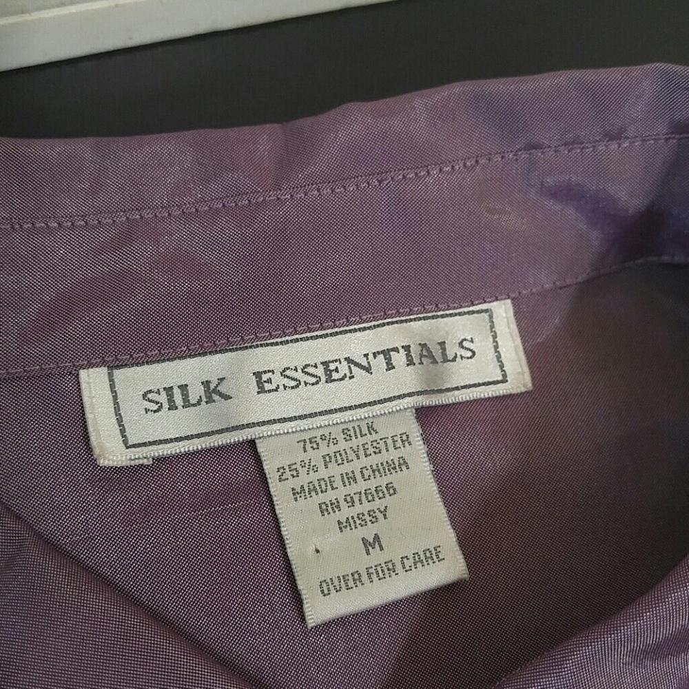 Silk Essentials Sleeveless Button Up Collared Shi… - image 4